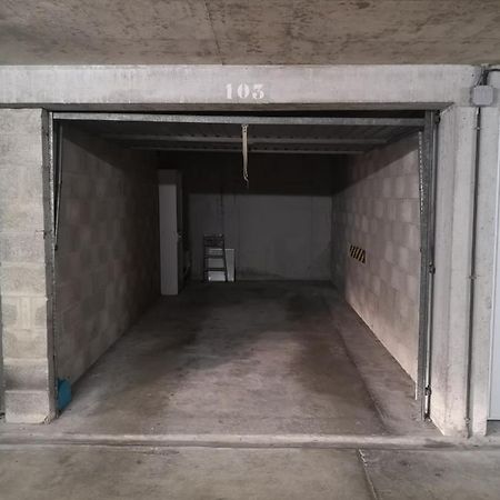 Appartement Avec Garage Proche Du Centre-Ville Троа Екстериор снимка